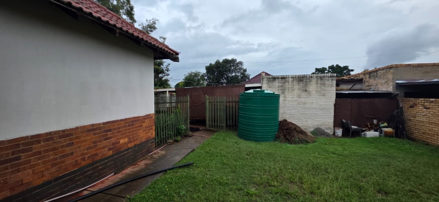 5 Bedroom Property for Sale in Stilfontein North West